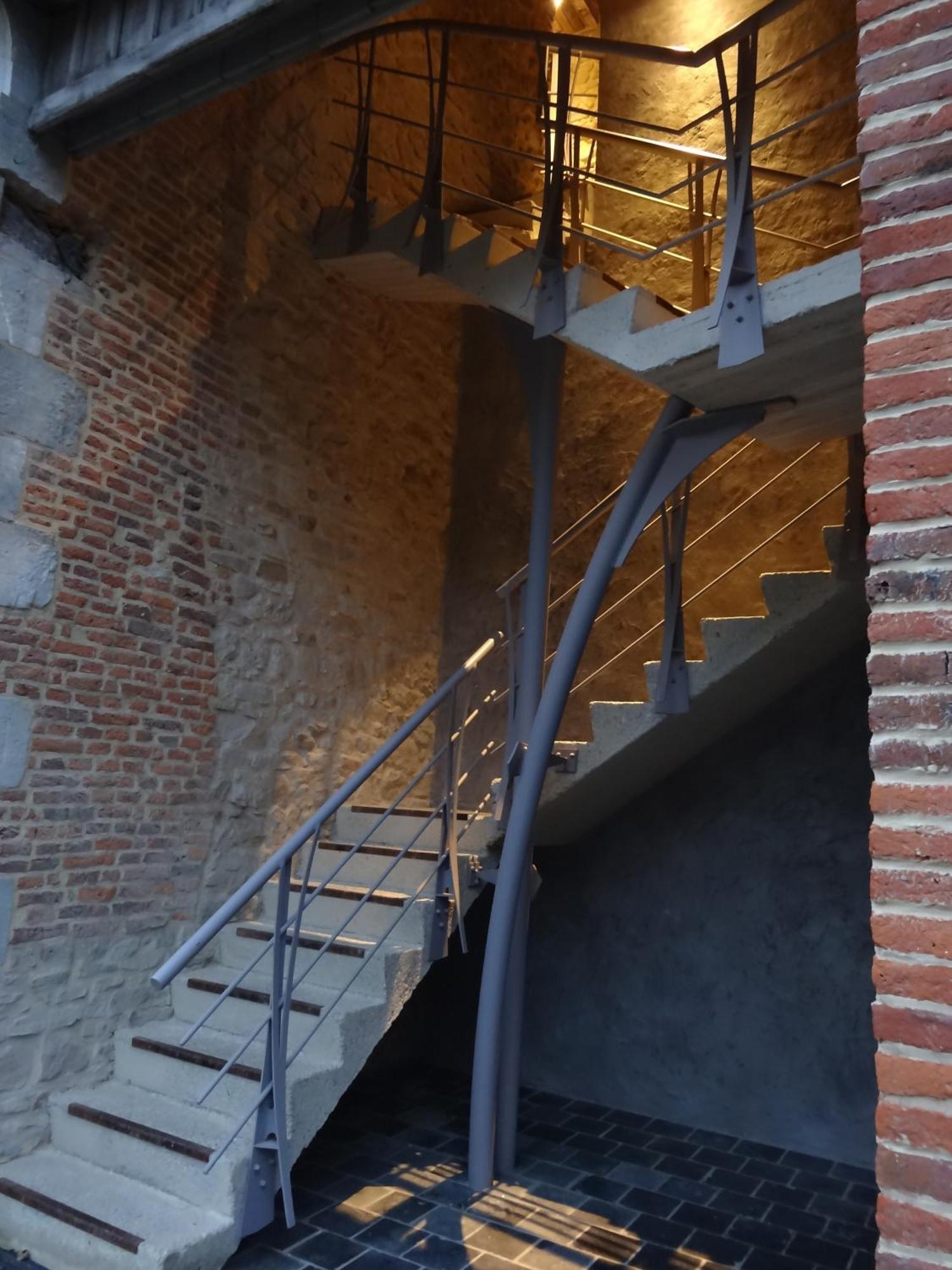 Ne5T Hotel & Spa Namur Bagian luar foto